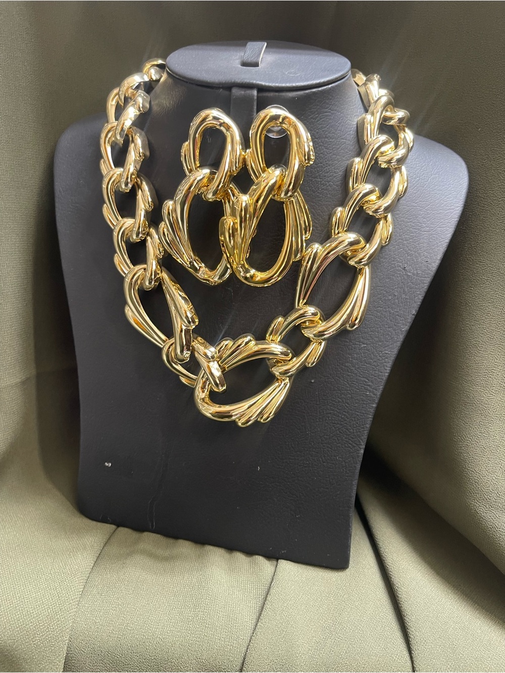 Gold Chunky Link Necklace and Earrings Set